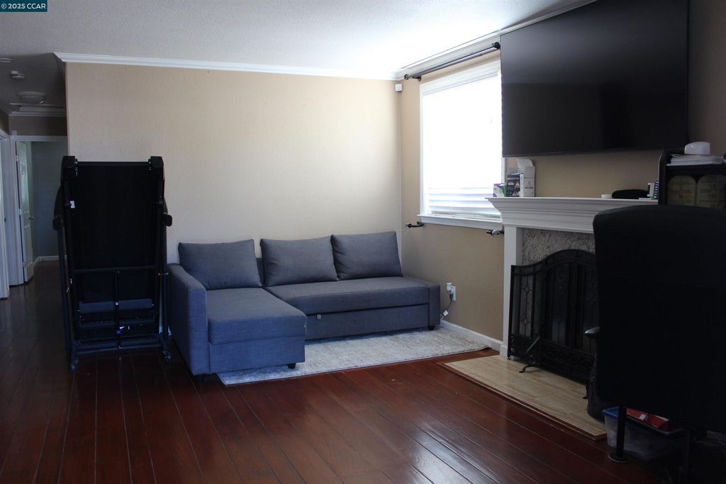 property-img