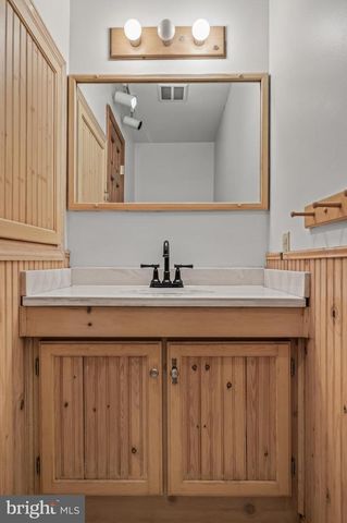 2386 MONROE AVE, Vineland, NJ 08361