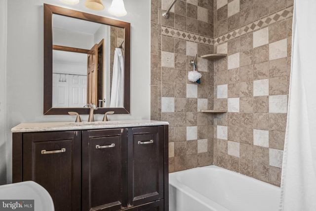 2386 MONROE AVE, Vineland, NJ 08361