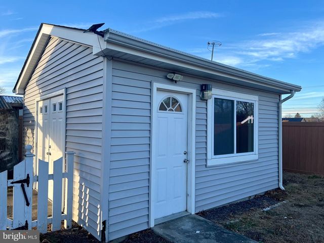 2386 MONROE AVE, Vineland, NJ 08361