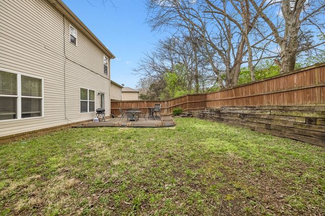 7412 Riverland Dr, Nashville, TN 37221