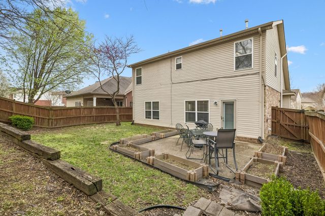 7412 Riverland Dr, Nashville, TN 37221