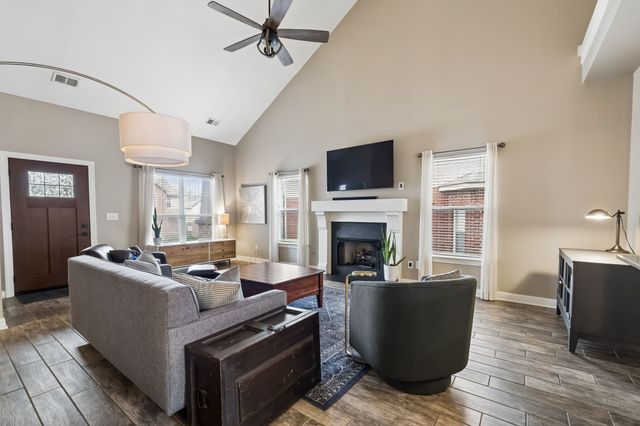 7412 Riverland Dr, Nashville, TN 37221