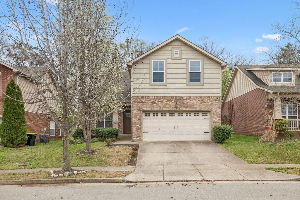 7412 Riverland Dr, Nashville, TN 37221