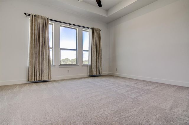 22300 Lago Lookout LN, Lago Vista, TX 78645