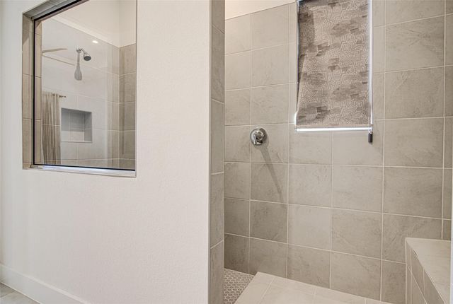 22300 Lago Lookout LN, Lago Vista, TX 78645