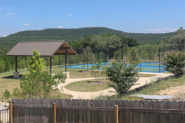 22300 Lago Lookout LN, Lago Vista, TX 78645