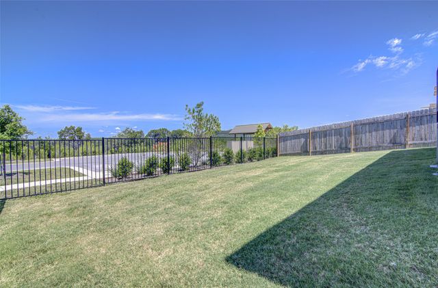 22300 Lago Lookout LN, Lago Vista, TX 78645