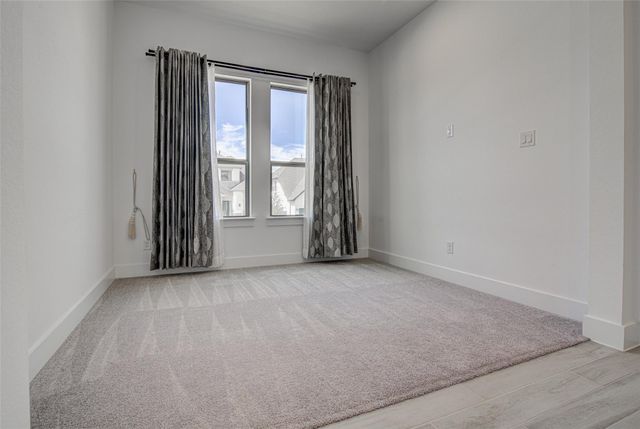 22300 Lago Lookout LN, Lago Vista, TX 78645