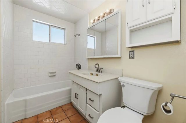 305 E Citron Street, Corona, CA 92879