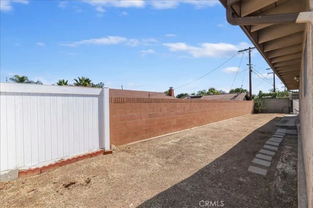 305 E Citron Street, Corona, CA 92879