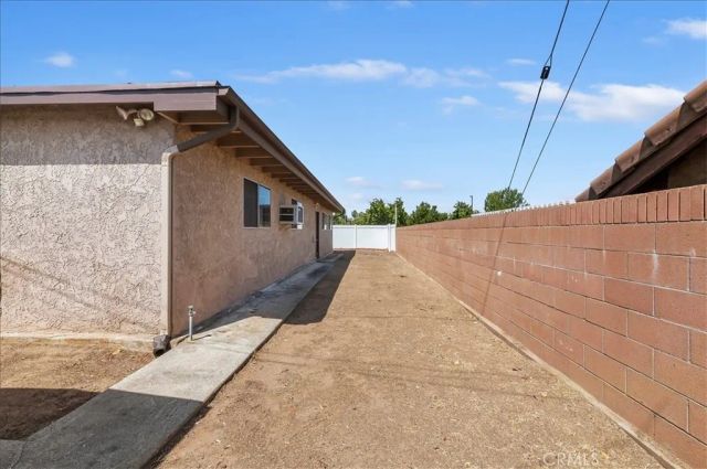 305 E Citron Street, Corona, CA 92879