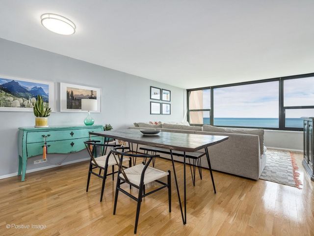 1850 N CLARK Street 2005, Chicago, IL 60614