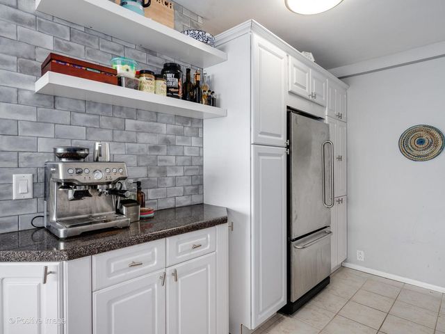 1850 N CLARK Street 2005, Chicago, IL 60614