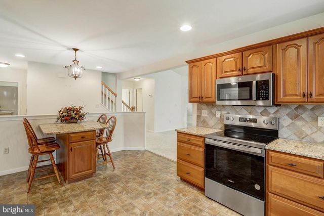 749 HEATHER RDG, Manheim, PA 17545