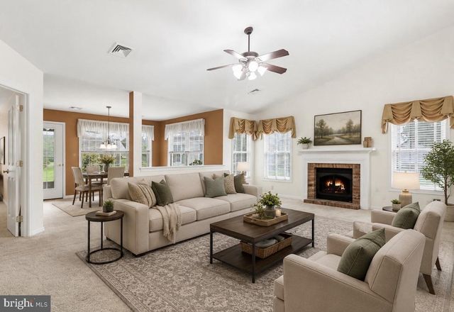 749 HEATHER RDG, Manheim, PA 17545