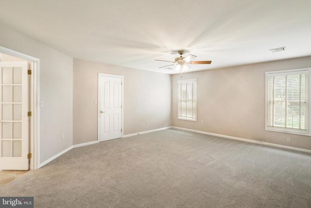 749 HEATHER RDG, Manheim, PA 17545