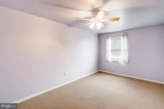749 HEATHER RDG, Manheim, PA 17545