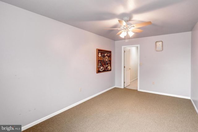 749 HEATHER RDG, Manheim, PA 17545