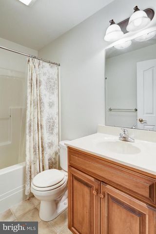 749 HEATHER RDG, Manheim, PA 17545