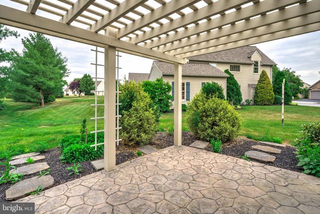 749 HEATHER RDG, Manheim, PA 17545