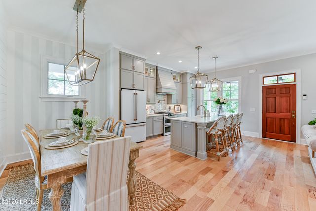 7 Old Bethel, Beaufort, SC 29906