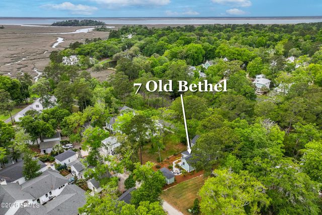 7 Old Bethel, Beaufort, SC 29906