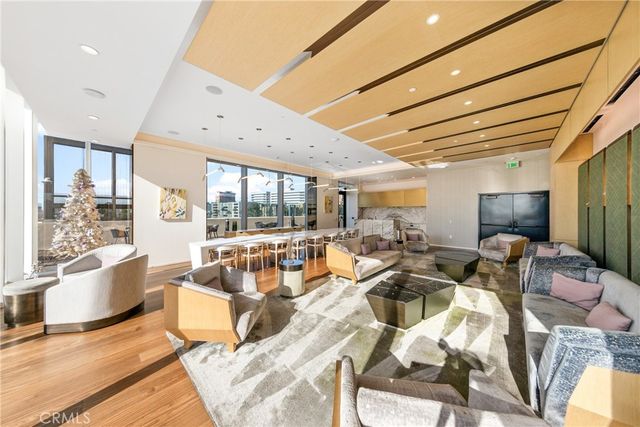 889 Francisco Street 3305, Los Angeles, CA 90017
