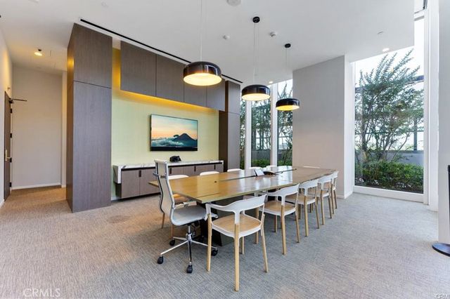 889 Francisco Street 3305, Los Angeles, CA 90017