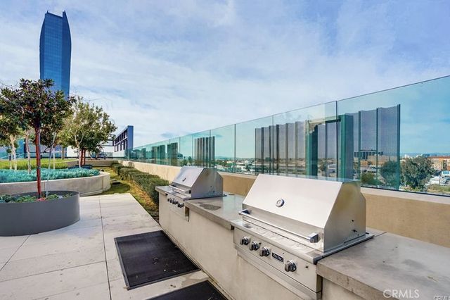 889 Francisco Street 3305, Los Angeles, CA 90017
