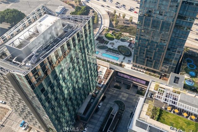 889 Francisco Street 3305, Los Angeles, CA 90017