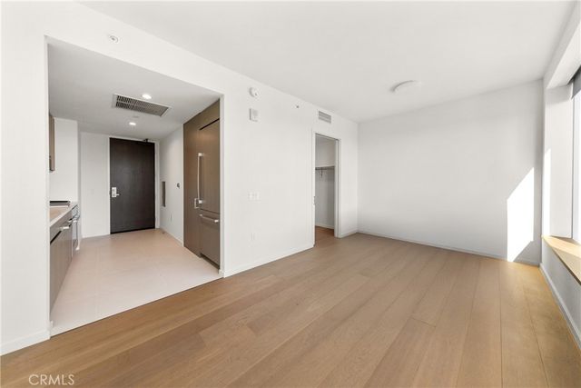 889 Francisco Street 3305, Los Angeles, CA 90017