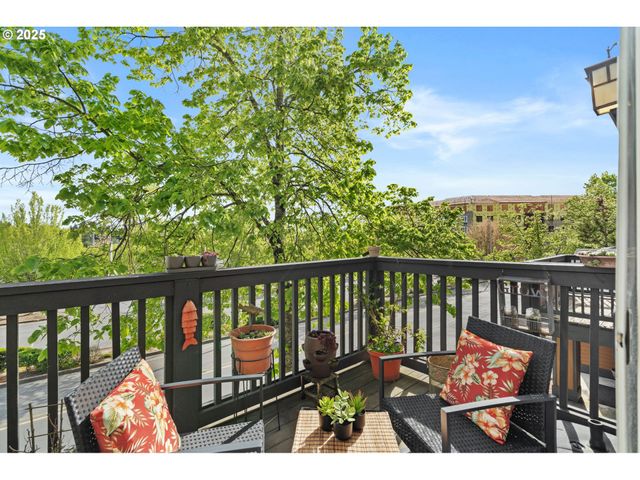 1170 Sw 170TH Ave 201, Beaverton, OR 97003