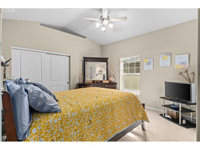 1170 Sw 170TH Ave 201, Beaverton, OR 97003
