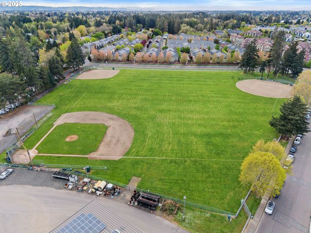1170 Sw 170TH Ave 201, Beaverton, OR 97003