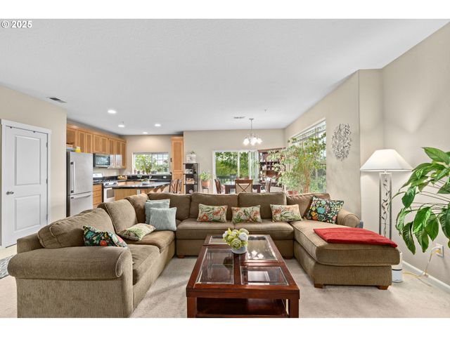 1170 Sw 170TH Ave 201, Beaverton, OR 97003