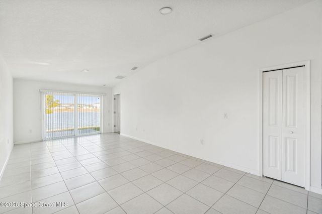 702 Papillon Street SW, Palm Bay, FL 32908