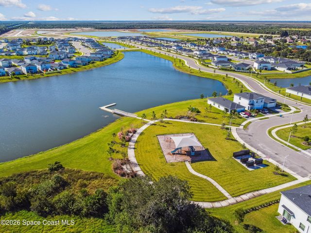 702 Papillon Street SW, Palm Bay, FL 32908