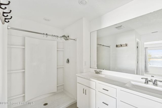 702 Papillon Street SW, Palm Bay, FL 32908