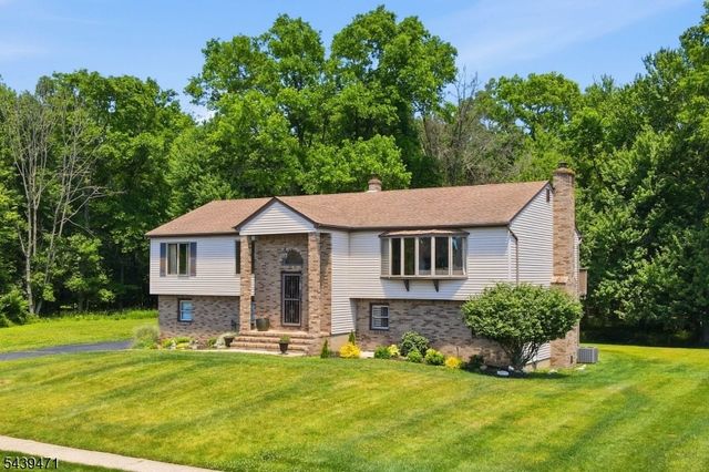 383 Talbot Dr, Fairfield Twp., NJ 07004