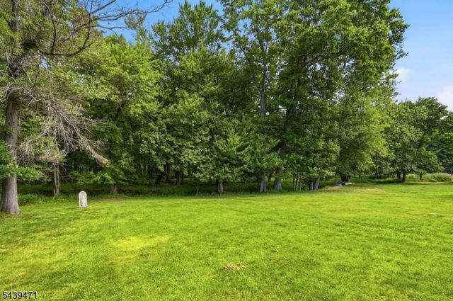 383 Talbot Dr, Fairfield Twp., NJ 07004