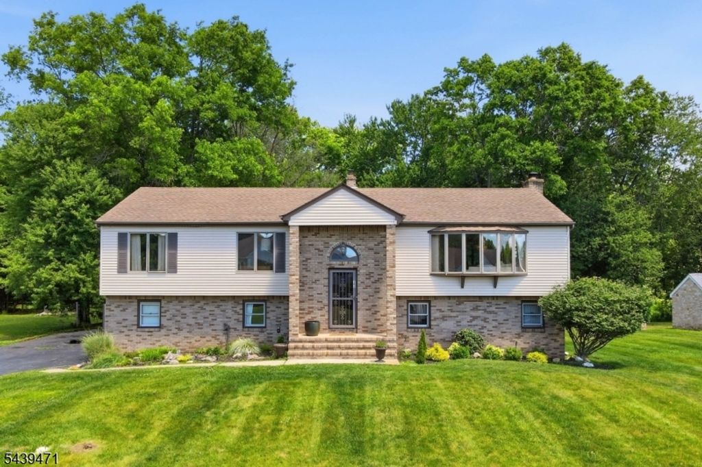 383 Talbot Dr, Fairfield Twp., NJ 07004