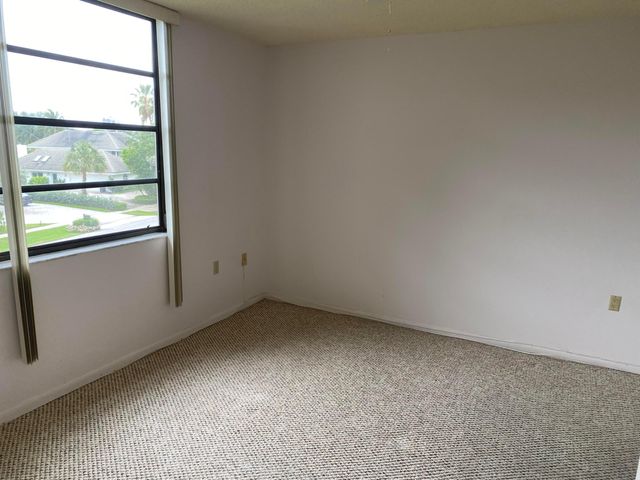 3500 WHITEHALL Drive 302, West Palm Beach, FL 33401