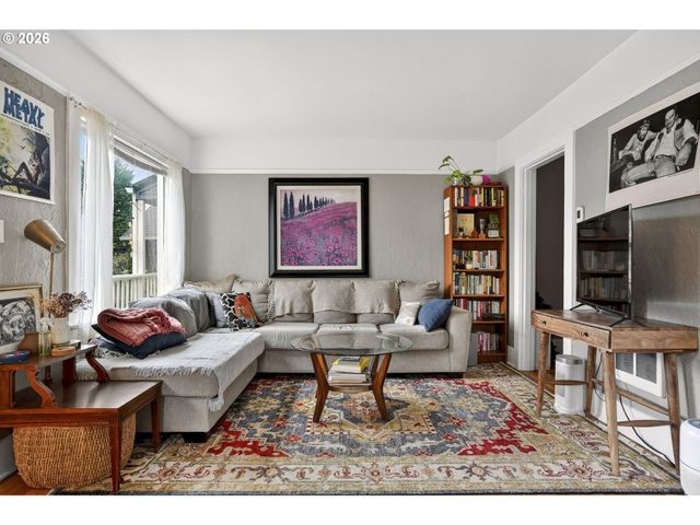 -1 Ne PRESCOTT St, Portland, OR 97211