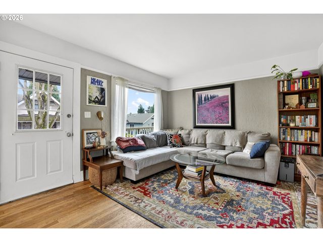 -1 Ne PRESCOTT St, Portland, OR 97211