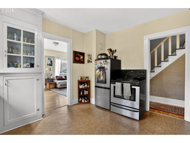 -1 Ne PRESCOTT St, Portland, OR 97211