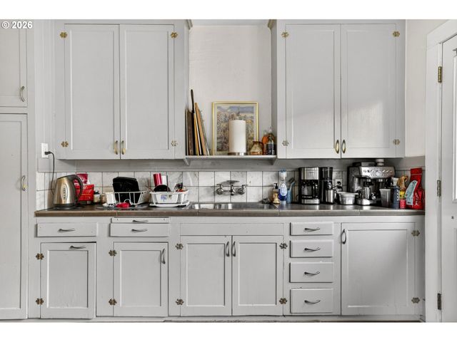 -1 Ne PRESCOTT St, Portland, OR 97211