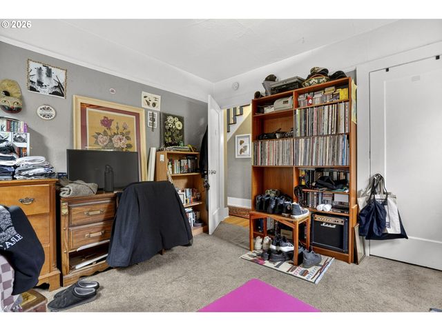 -1 Ne PRESCOTT St, Portland, OR 97211