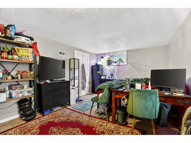 -1 Ne PRESCOTT St, Portland, OR 97211