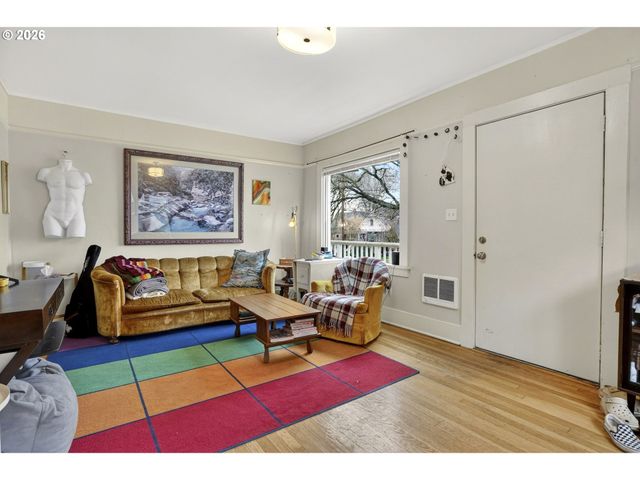 -1 Ne PRESCOTT St, Portland, OR 97211